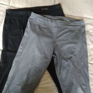 Danskin Now Dri-More Cropped Leggings Bundle of (2)